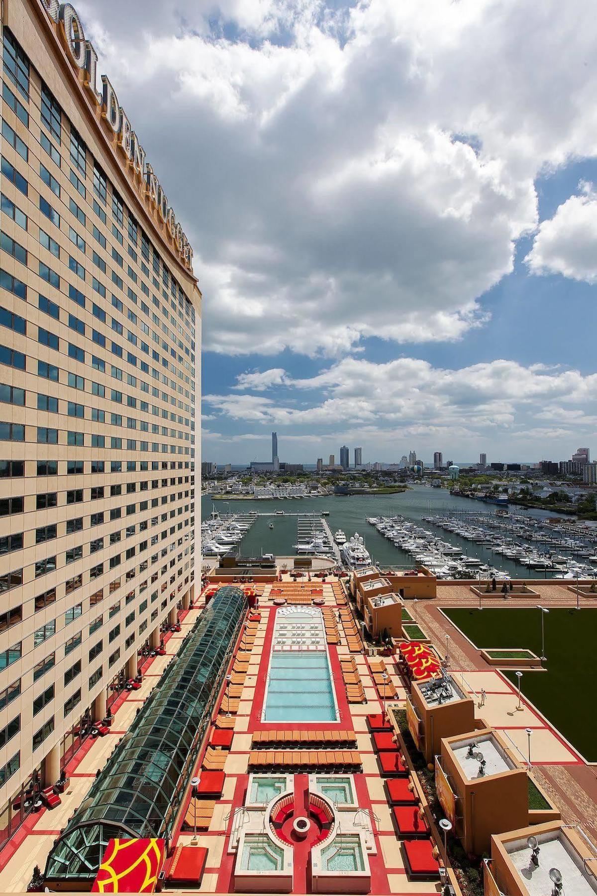 Golden Nugget Hotel & Casino Atlantic City Exterior photo